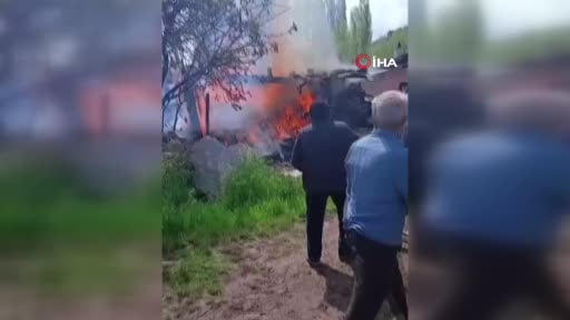 Kastamonu’da çıkan yangında samanlık küle döndü