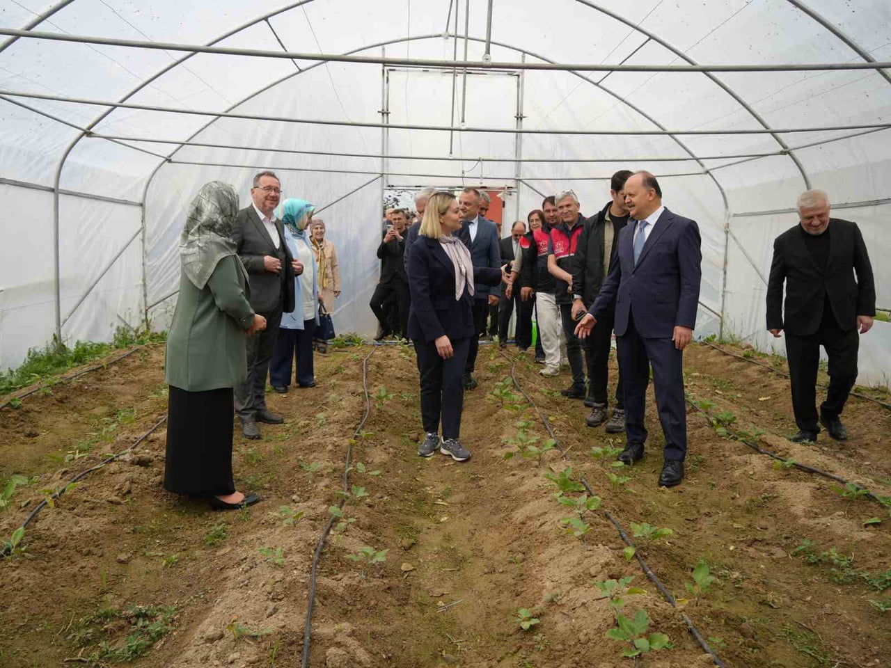 KASTAMONU’DA "ÖZEL YÜREKLER ÜRETEN ELLER ŞEKERKÖY PROJESİ" KAPSAMINDA HAZIRLANAN SERALARDA...