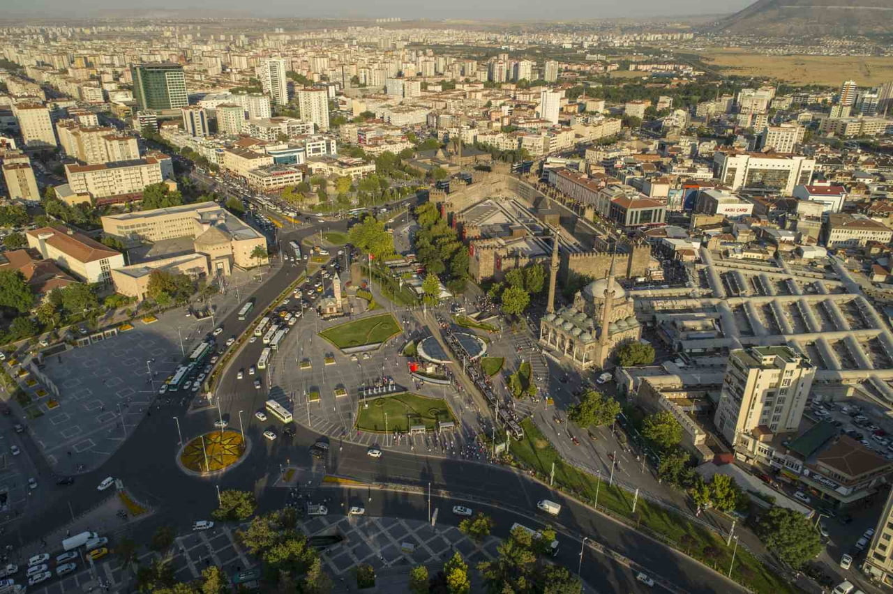 KAYSERİ BÜYÜKŞEHİR BELEDİYESİ; KURBAN BAYRAMI’NI KAPSAYAN 9 GÜNLÜK TATİLDE VATANDAŞLARI ÖNCE...