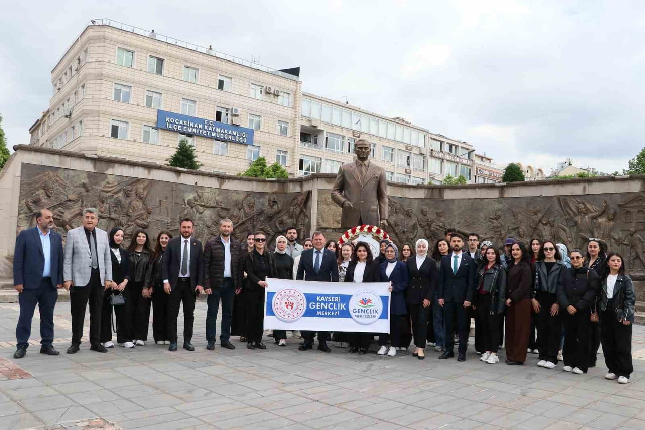 KAYSERİ’DE GENÇLİK HAFTASI VE 19 MAYIS ATATÜRK'Ü ANMA, GENÇLİK VE SPOR BAYRAMI NEDENİYLE ATATÜRK...