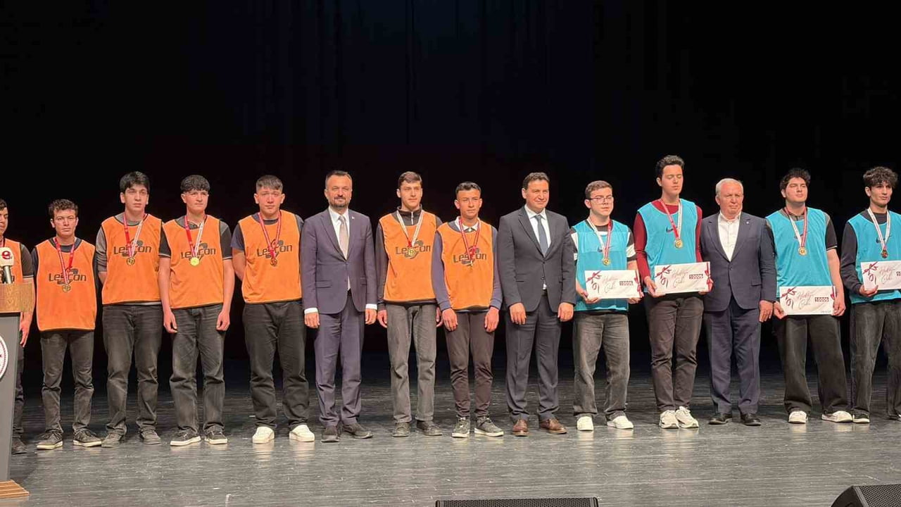 KAYSERİ’DE HIDIRELLEZ BAYRAMI, İL KÜLTÜR VE TURİZM MÜDÜRLÜĞÜ TARAFINDAN DÜZENLENEN PROGRAMDA COŞKU...