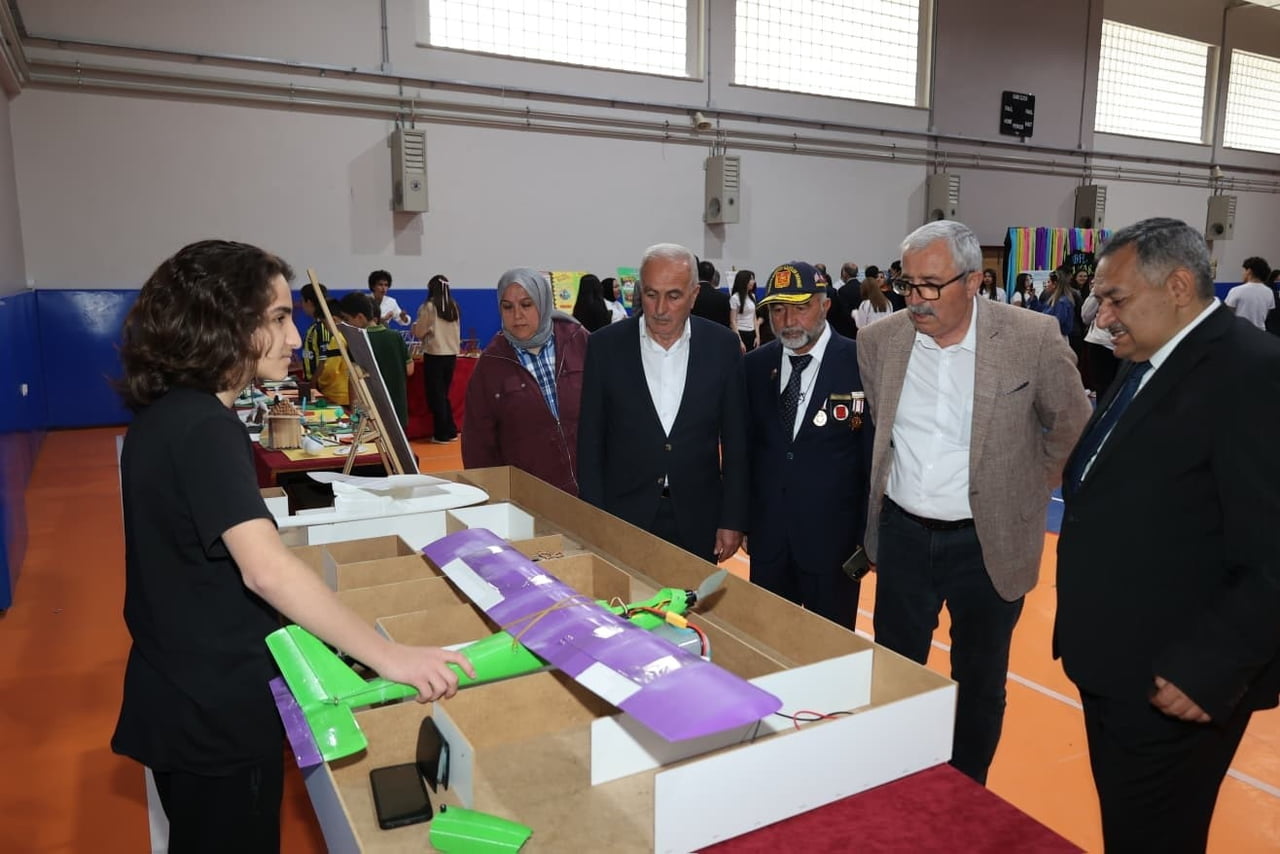 KAYSERİ’NİN BÜNYAN İLÇESİNDE BULUNAN BÜNYAN FEN LİSESİ TARAFINDAN DÜZENLENEN 12. TÜBİTAK BİLİM...