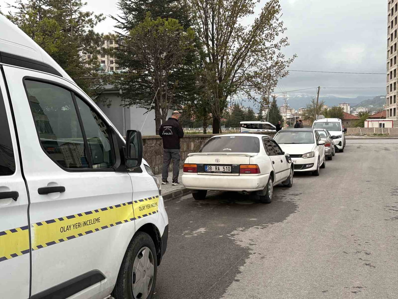 KAYSERİ’NİN KOCASİNAN İLÇESİNDE BİR AKARYAKIT İSTASYONUNDA İDDİAYA GÖRE ‘ÇAKMAK İSTEME’...