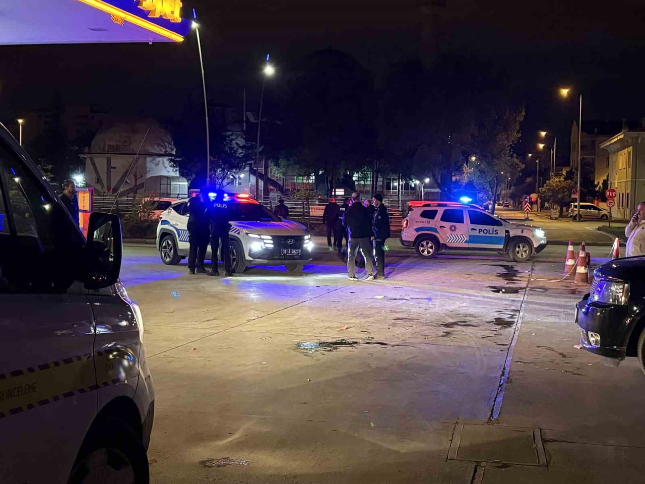 KAYSERİ’NİN KOCASİNAN İLÇESİNDE BİR AKARYAKIT İSTASYONUNDA İDDİAYA GÖRE ‘ÇAKMAK İSTEME’...