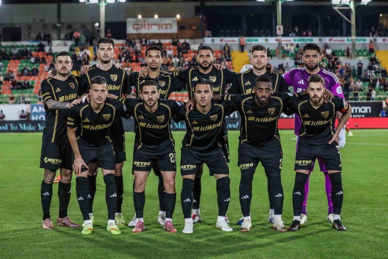 KAYSERİSPOR, SÜPER LİG’DE HEDEFİNE ULAŞAMADI. SARI KIRMIZILILAR, 11 SEZON SONRA LİGE VEDA...