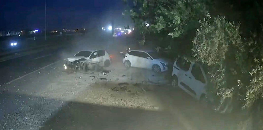 KAZA GÜVENLİK KAMERASINA YANSIDI