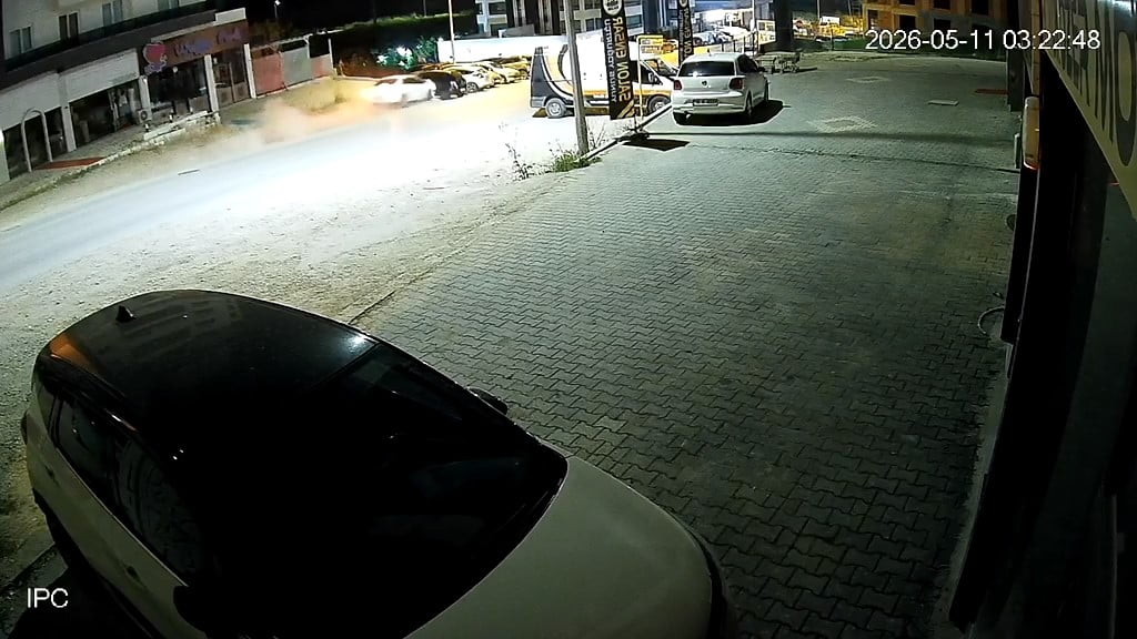 KAZA GÜVENLİK KAMERASINA YANSIDI.