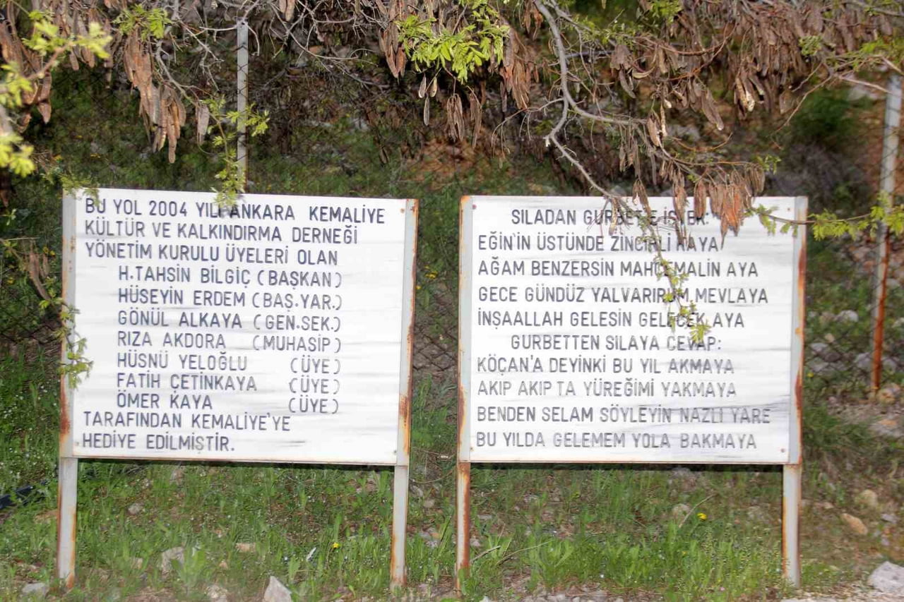 KEMALİYE’NİN DUYGU YÜKLÜ MANİLERİ APÇAĞA’DA YAŞATILIYOR