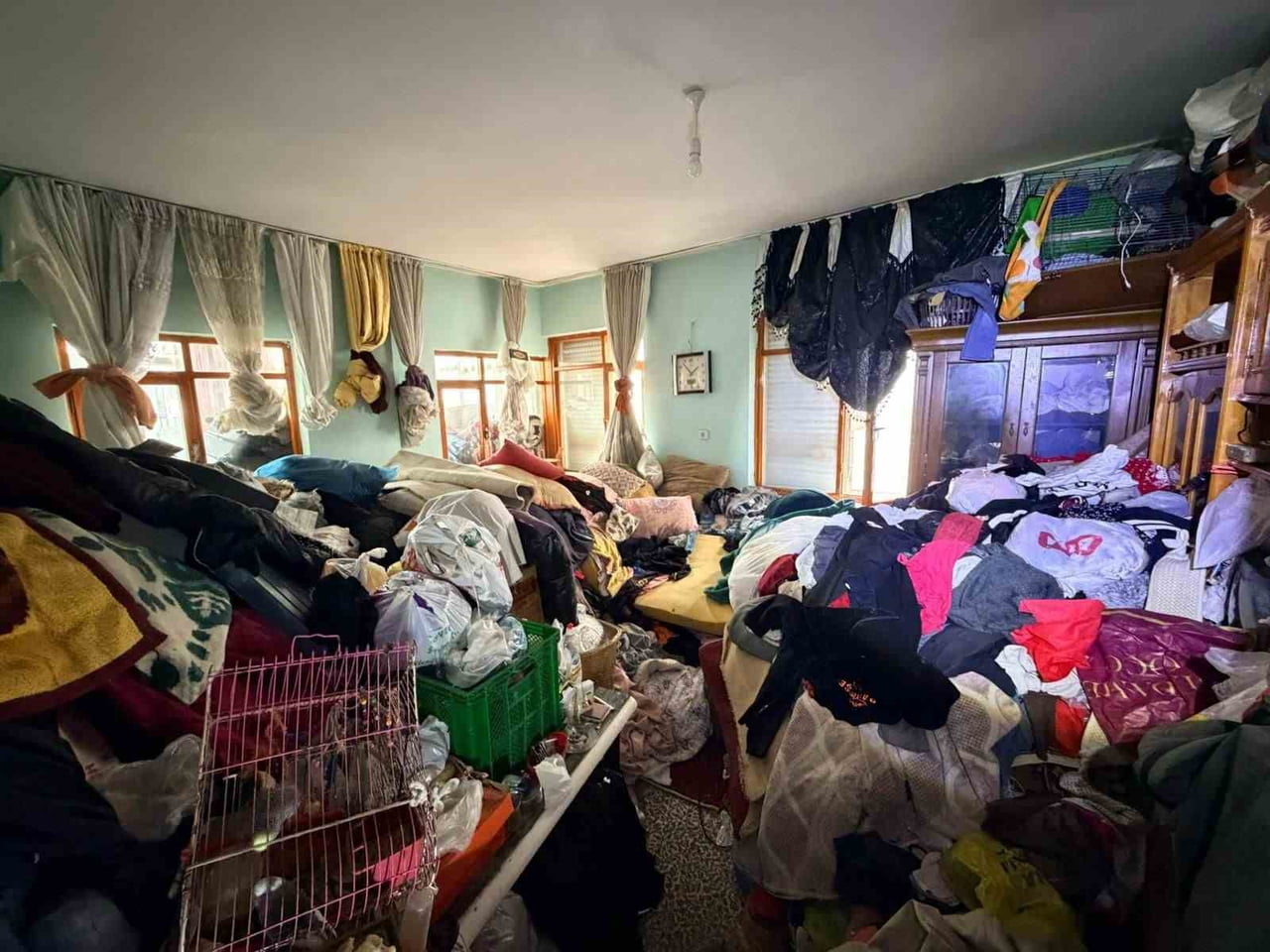 KEPEZ BELEDİYESİ, DÜDENBAŞI MAHALLESİ 2324 SOKAK’TA APARTMAN SAKİNLERİNDEN GELEN ŞİKAYETLER...