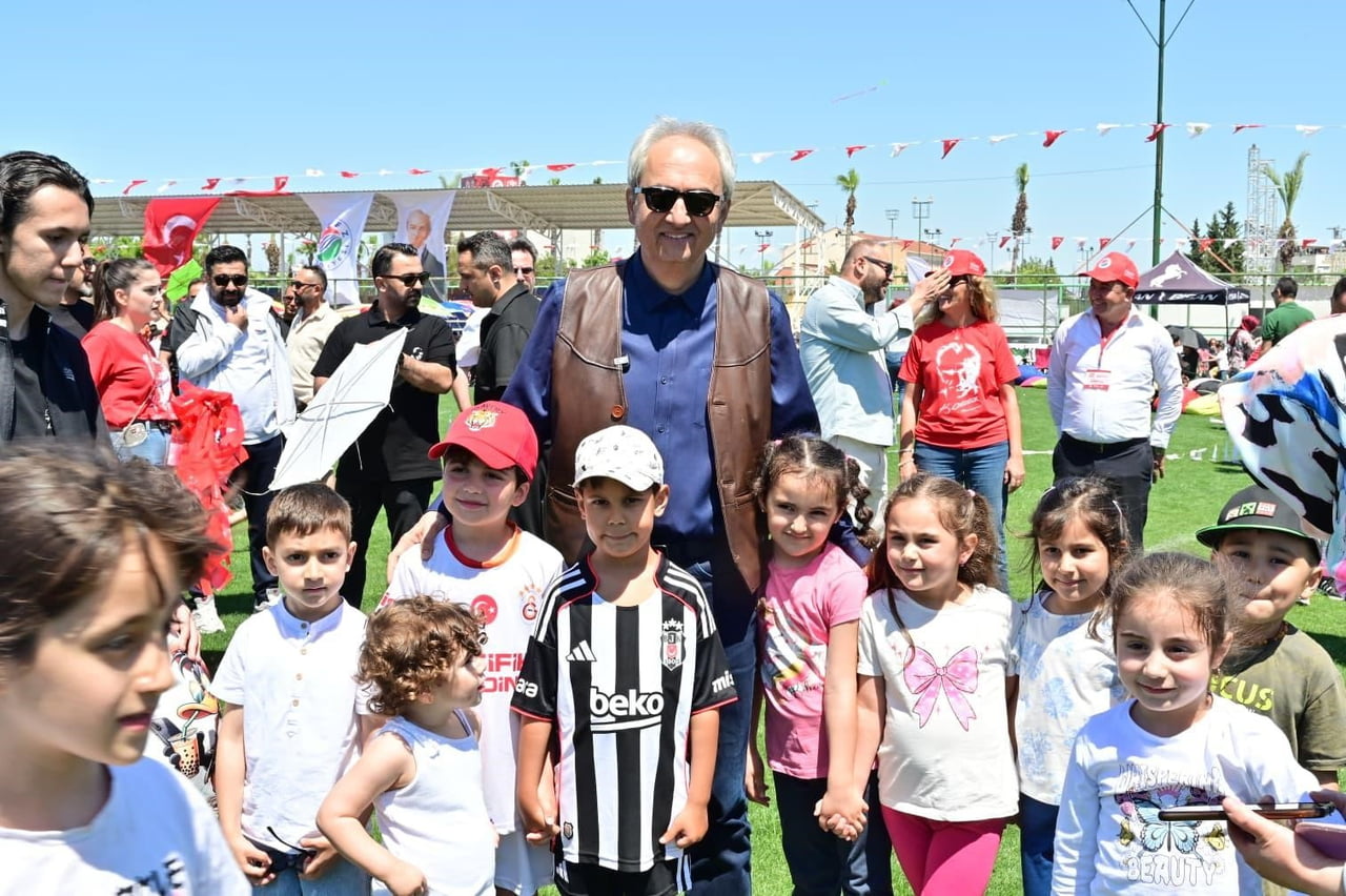 KEPEZ BELEDİYESİ’NİN İKİ GÜN SÜRECEK GENÇFEST ETKİNLİKLERİ, HASAN DOĞAN STADYUMU’NDA RENKLİ...