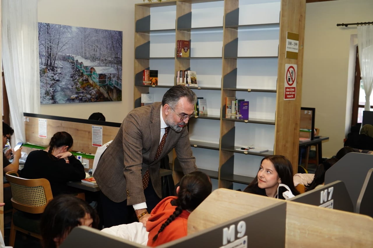 KESTEL BELEDİYESİ, EĞİTİM ALANINDA YÜRÜTTÜĞÜ ÇOK YÖNLÜ ÇALIŞMALARLA İLÇEDE EĞİTİM SEFERBERLİĞİ...