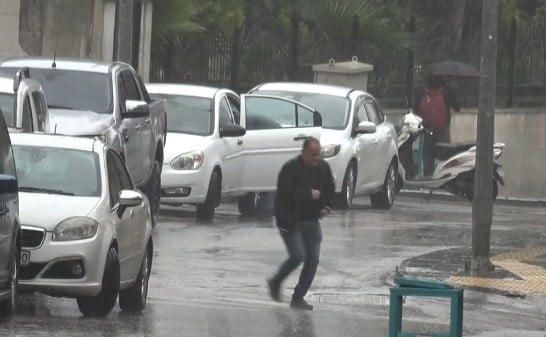 KİLİS'TE YAĞIŞ ETKİLİ OLDU