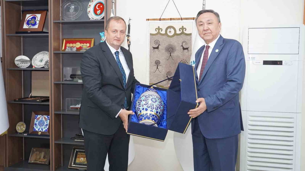 KIRGIZ CUMHURİYETİ’NİN HER YIL GELENEKSEL OLARAK DÜZENLEDİĞİ KIRGIZ ŞENLİKLERİ BU YILDA İZNİK’TE...