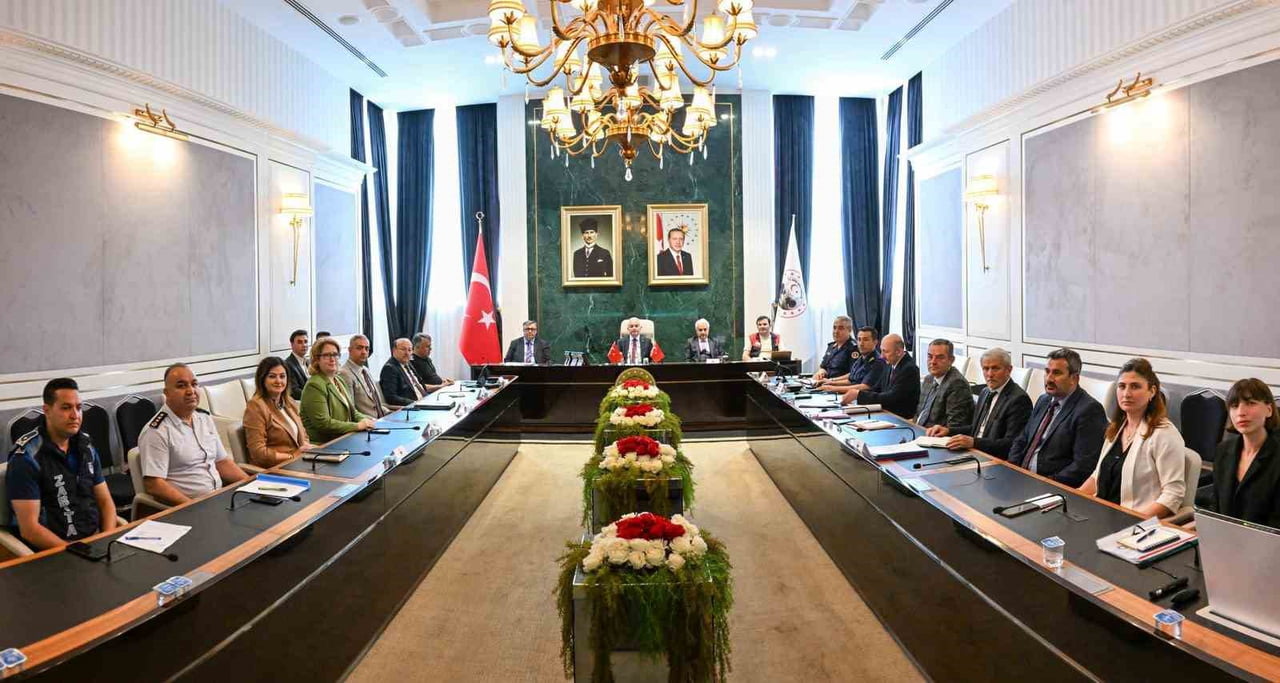 KIRKLARELİ’NDE EĞİTİM GÜVENLİĞİ TOPLANTISI
