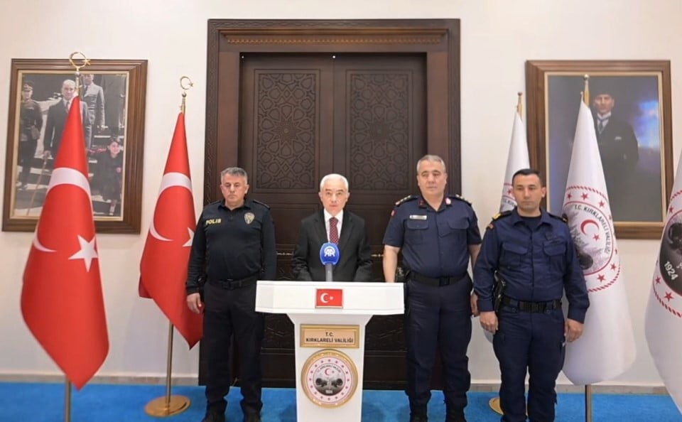 KIRKLARELİ VALİSİ UĞUR TURAN, ORGANİZE SUÇLARLA MÜCADELE KAPSAMINDA GERÇEKLEŞTİRİLEN OPERASYONDA...