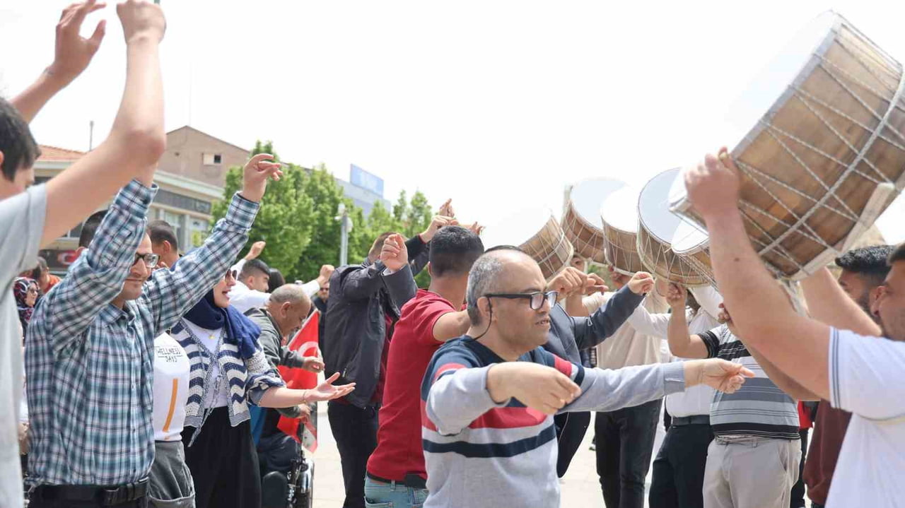 KIRŞEHİR'DE, ENGELLİLER HAFTASI KAPSAMINDA AİLE VE SOSYAL HİZMETLER İL MÜDÜRLÜĞÜ ÖNCÜLÜĞÜNDE...