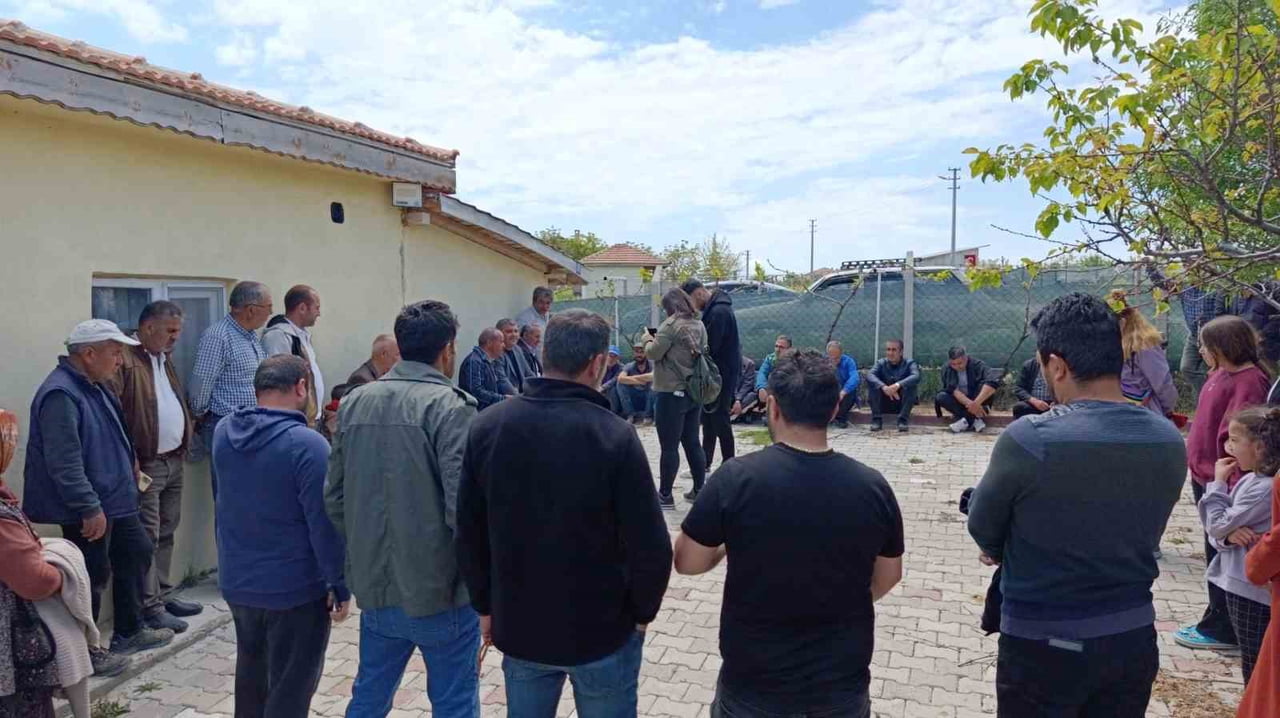 KIRŞEHİR’DE 2007 YILINDA DÖNEMİN BELEDİYE BAŞKANI TARAFINDAN İŞÇİ VE MEMUR ALACAKLARINA KARŞILIK...