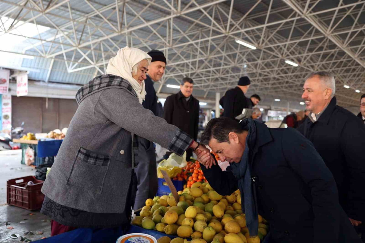KIYI EGE BELEDİYELER BİRLİĞİ VE MUĞLA BÜYÜKŞEHİR BELEDİYE BAŞKANI AHMET ARAS, 10 MAYIS ANNELER...