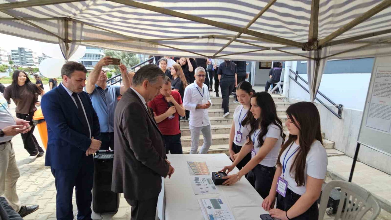 KIZ MESLEKLİLERİN PROJELERİ GÖRÜCÜYE ÇIKTI