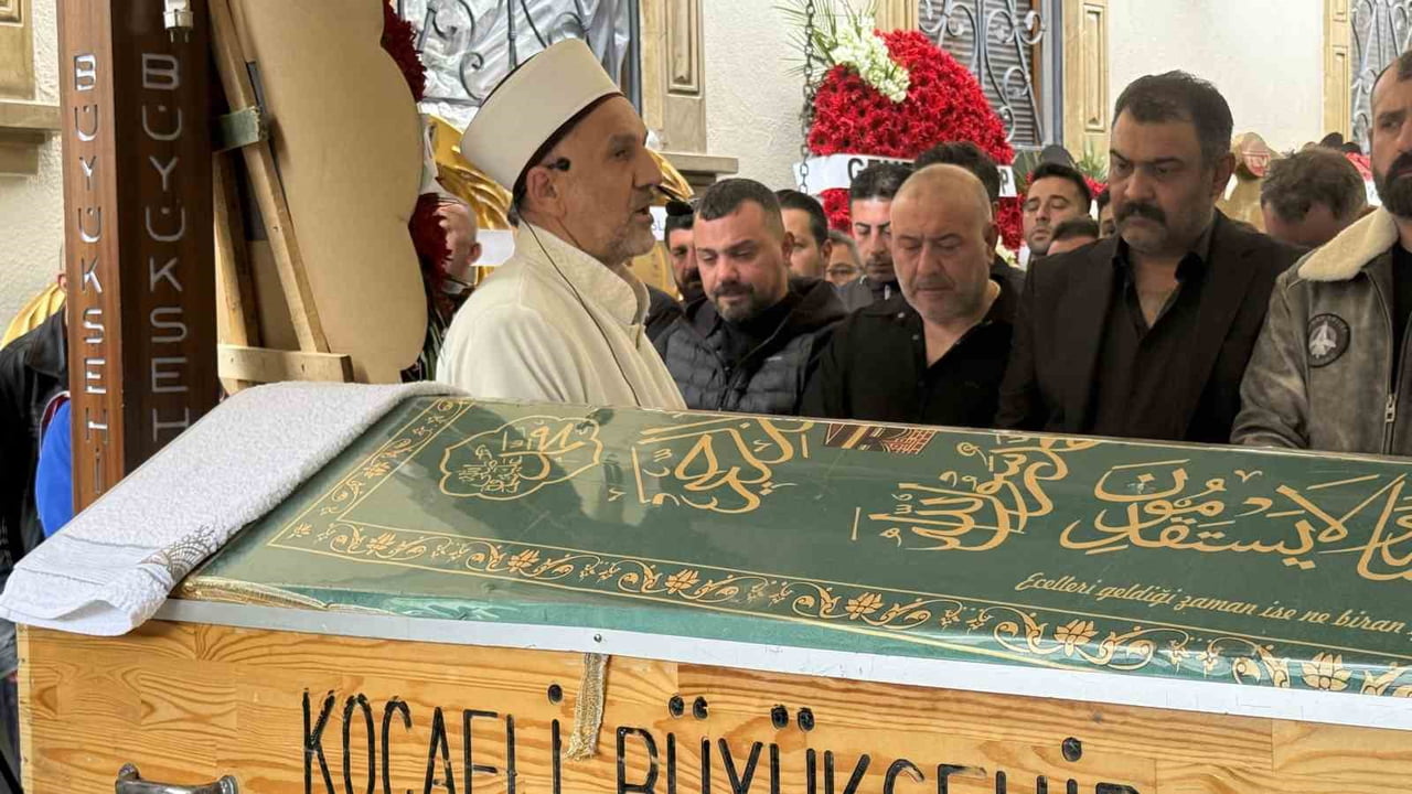 KOCAELİ'NİN İZMİT İLÇESİNDE ORTAĞI UĞUR ÖZ TARAFINDAN TABANCAYLA VURULARAK ÖLDÜRÜLEN GEYLANİ...