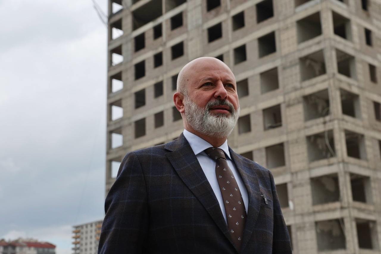 KOCASİNAN BELEDİYE BAŞKANI AHMET ÇOLAKBAYRAKDAR; UĞUREVLER MAHALLESİ’NDE YÜRÜTÜLEN KENTSEL DÖNÜŞÜM...
