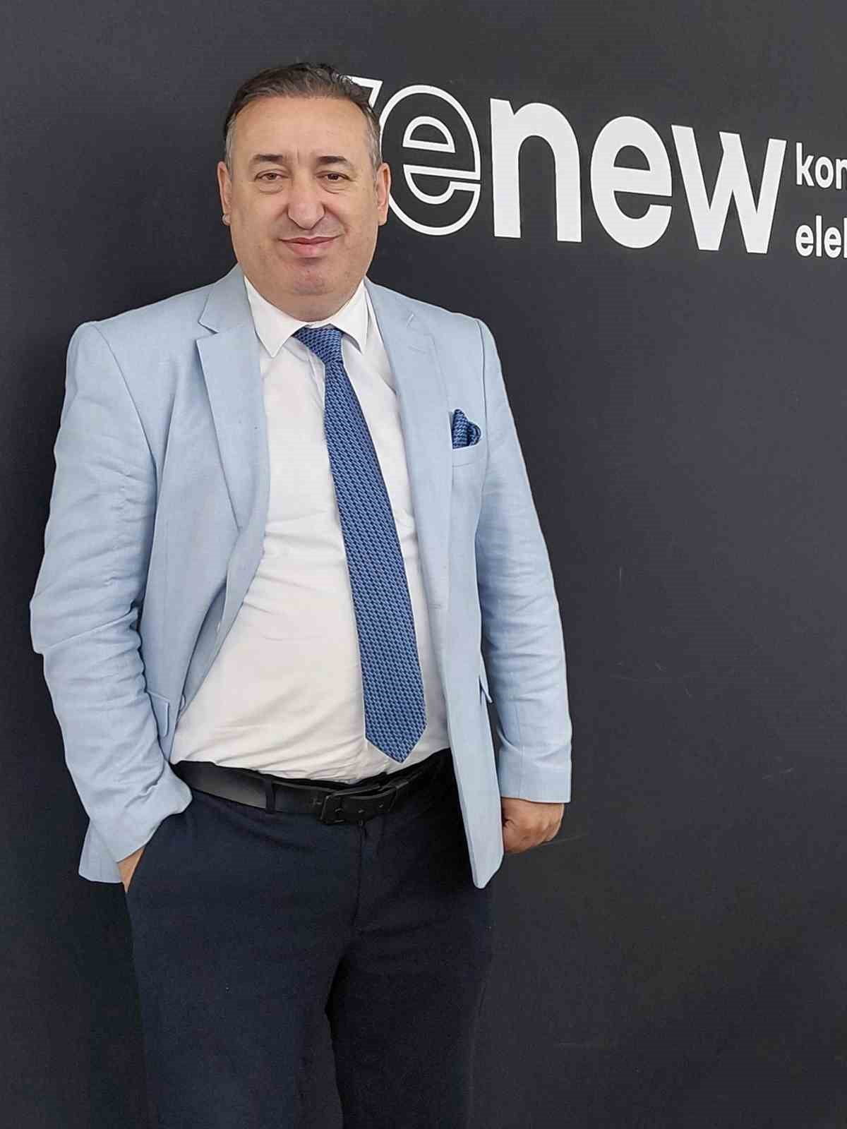 KOÇASLANLAR MOTORLU ARAÇLAR RENEW SATIŞ MÜDÜRÜ DİNÇER KILIÇ