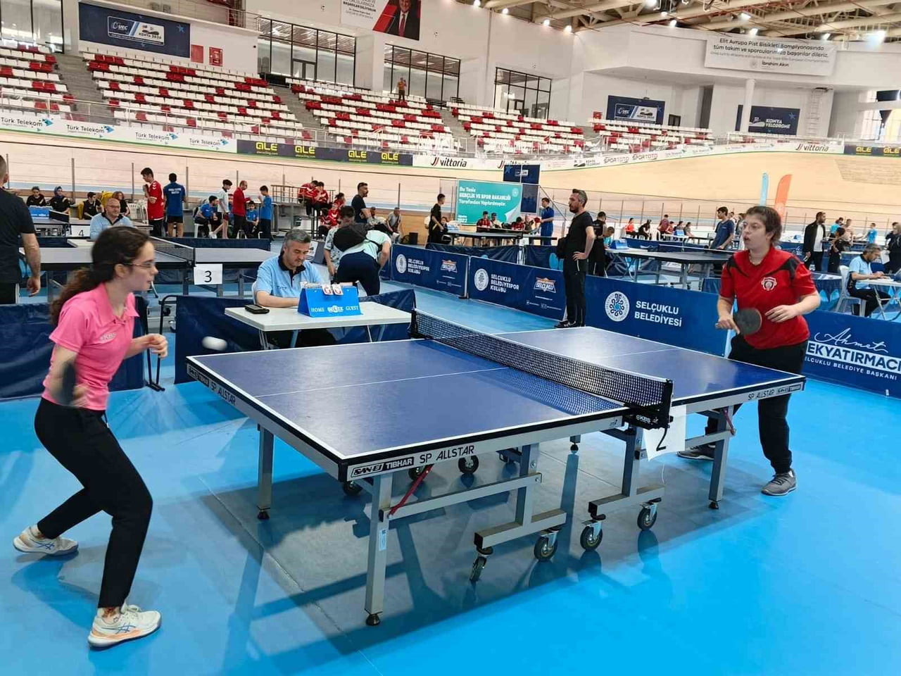 KONYA’DA DÜZENLENEN OKUL SPORLARI ÖZEL SPORCULAR TÜRKİYE MASA TENİSİ ŞAMPİYONASI’NDA AYDIN...