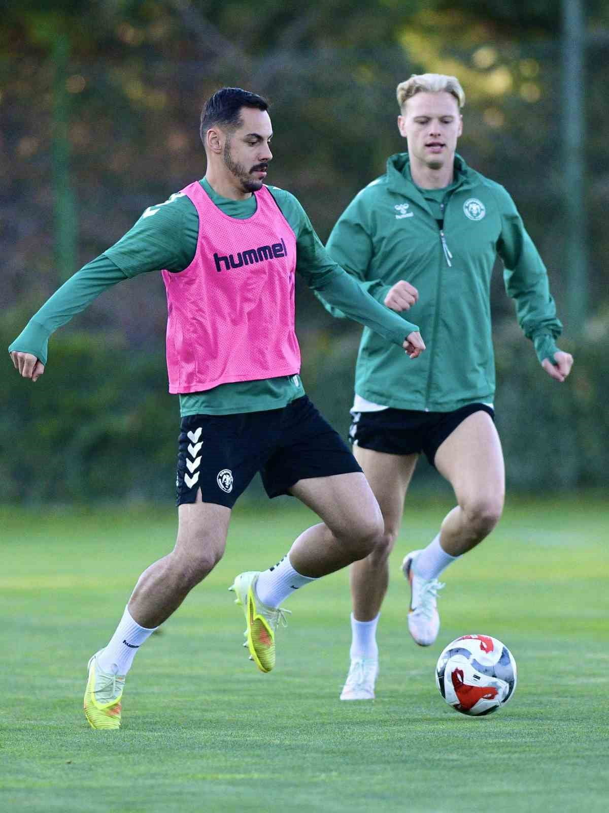 KONYASPOR, 9 MAYIS CUMARTESİ GÜNÜ SAAT 20.00’DE FENERBAHÇE’Yİ KONUK EDECEĞİ 33. HAFTA...