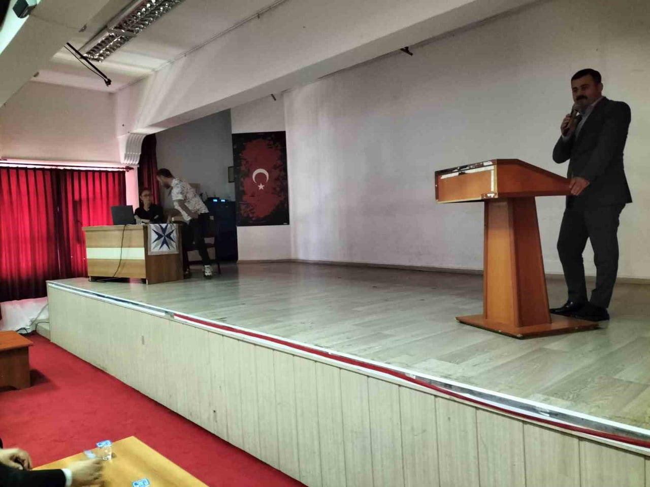 KÖYCEĞİZ’DE ‘BAĞIMLILIKLA MÜCADELE’ SEMİNERİ GERÇEKLEŞTİRİLDİ
