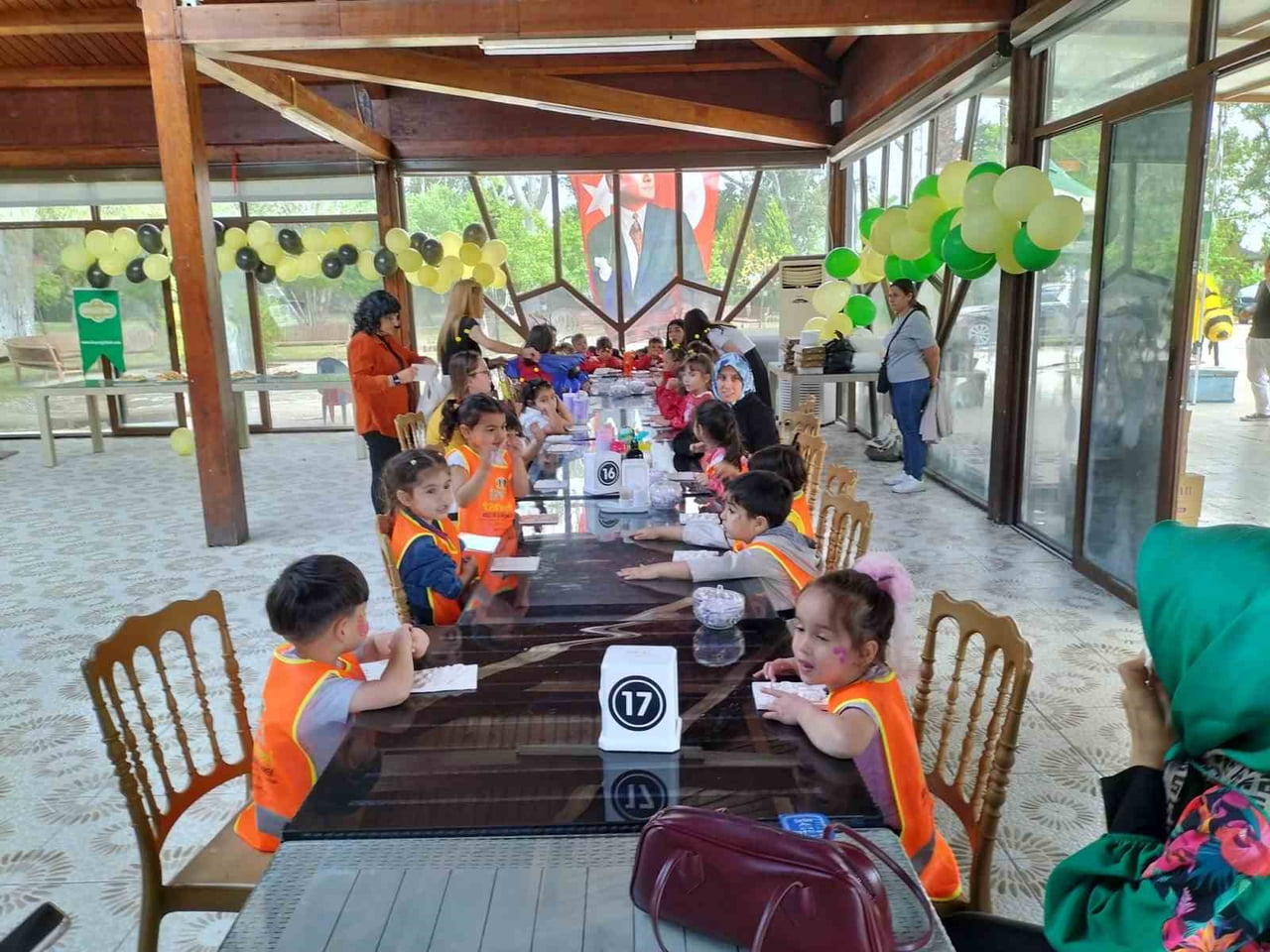 KÖYCEĞİZ’DE DÜNYA ARI GÜNÜ KUTLANDI