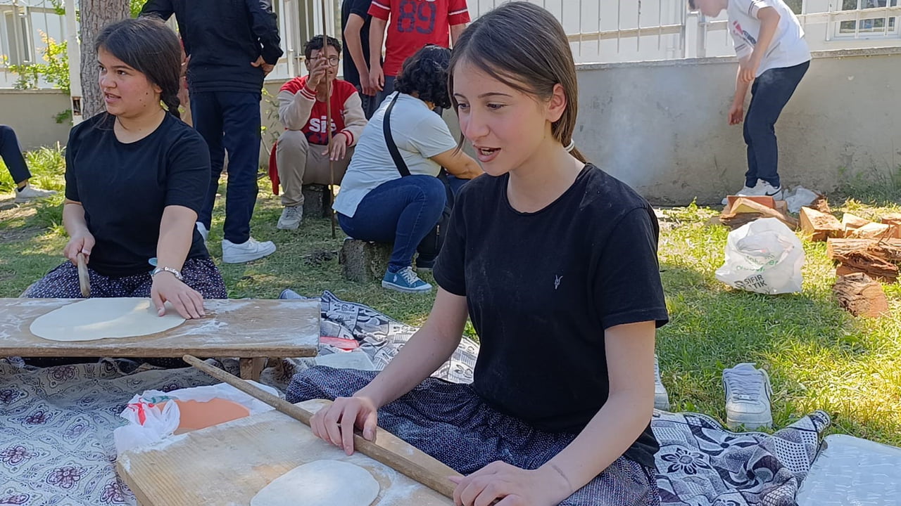 KOZAN'DA "MAARİFİN KALBİNDE MARİFETLİ GENÇLER" PROJESİ KAPSAMINDA ETKİNLİK DÜZENLENDİ.