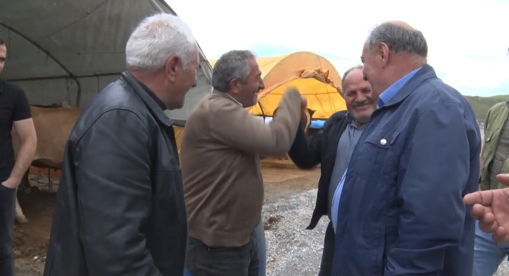 KURBAN BAYRAMI’NA SAYILI GÜNLER KALA KURBAN PAZARLARINDA PAZARLIKLAR KIZIŞIRKEN, BESİCİLER İSE...
