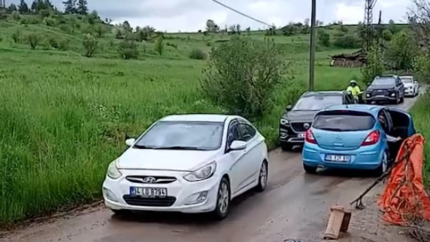 KURBAN BAYRAMI TATİLİNİN İKİNCİ GÜNÜNDE MEMLEKETLERİNE VE TATİL BÖLGELERİNE GİTMEK ÜZERE YOLA...