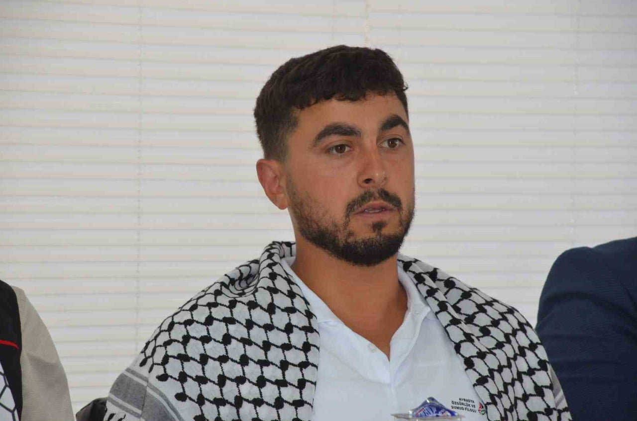 KÜRESEL SUMUD FİLOSU'NUN SİNOPLU KAPTANI TAHSİN ÜNLÜ