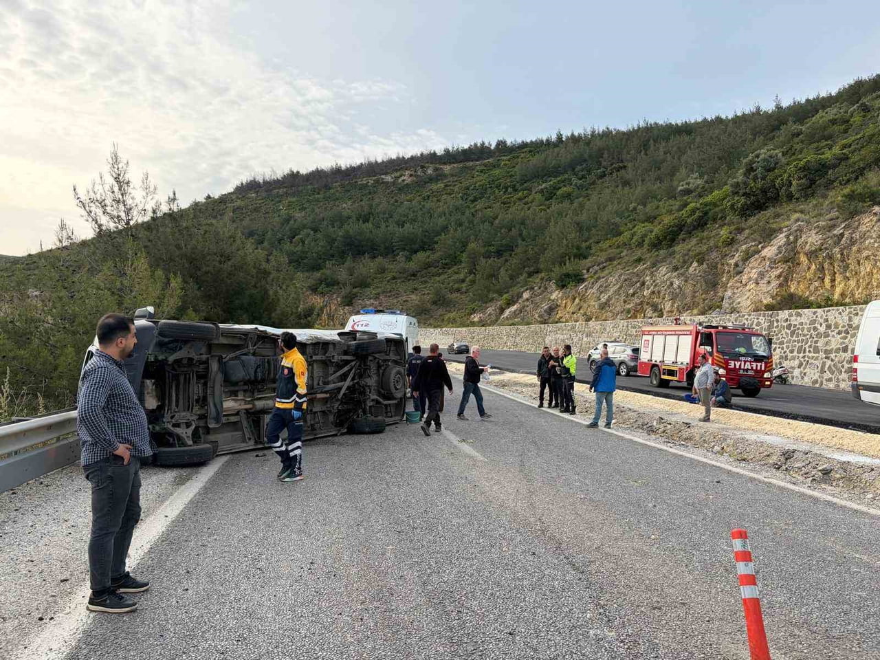 KUŞADASI'NDAKİ KAZADA YARALI SAYISI 12'YE YÜKSELDİ