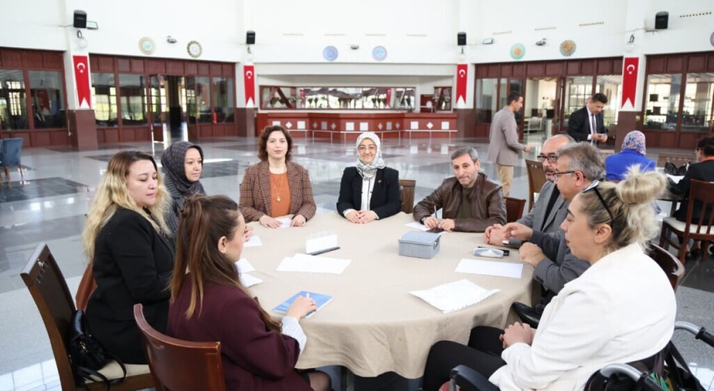 KÜTAHYA'DA ENGELSİZ HAYAT ÇALIŞTAYI