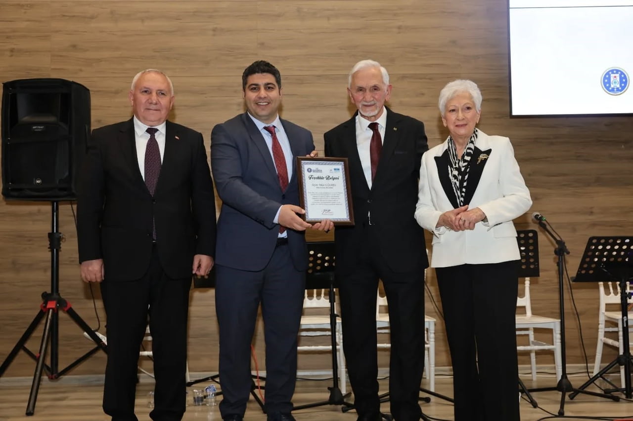 KÜTAHYA’DA TEKİN UĞUREL İÇİN "SAYGI GECESİ" DÜZENLENDİ