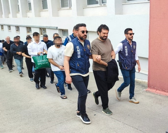 KÜTAHYALI EŞİNİN HAMİLE OLDUĞUNU DÜŞÜK YAPABİLECEĞİNİ SÖYLEYEREK SERBEST BIRAKILMASINI...