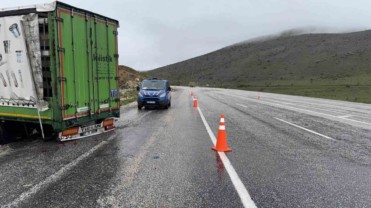 MALATYA’DA TRAFİK KAZASI: 1 YARALI