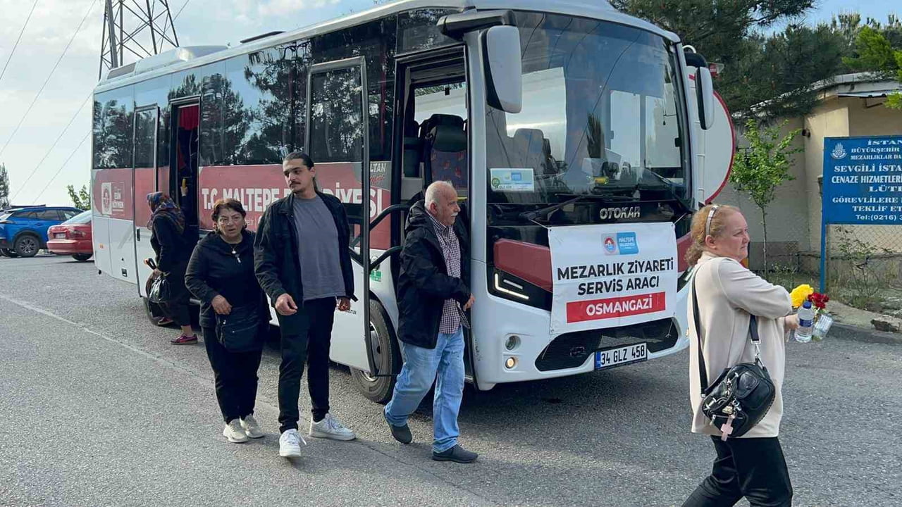 MALTEPE BELEDİYESİ TARAFINDAN KURBAN BAYRAMI’NDA VATANDAŞLARIN MEZARLIK ZİYARETLERİNİ...