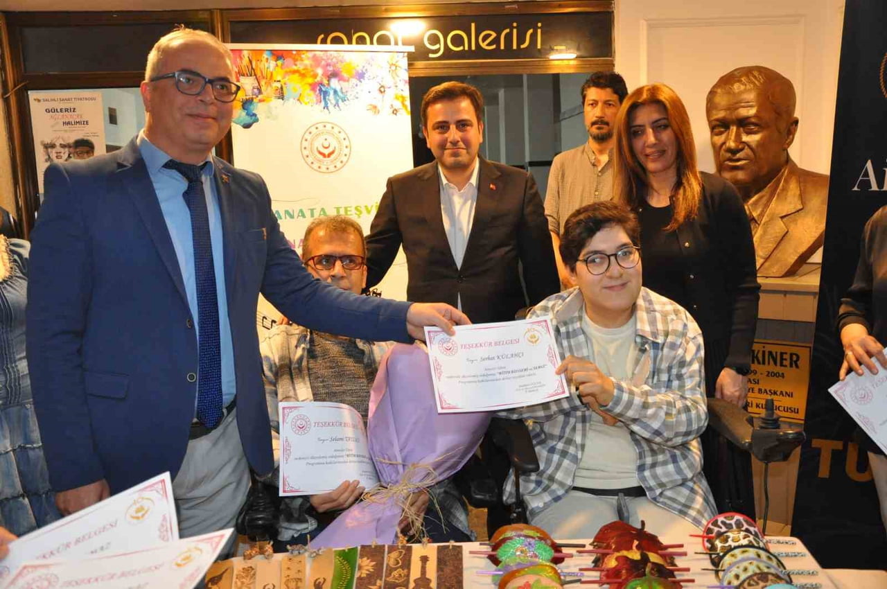 MANİSA AİLE VE SOSYAL HİZMETLER MÜDÜRLÜĞÜ SALİHLİ SOSYAL HİZMET MERKEZİ MÜDÜRLÜĞÜ TARAFINDAN...