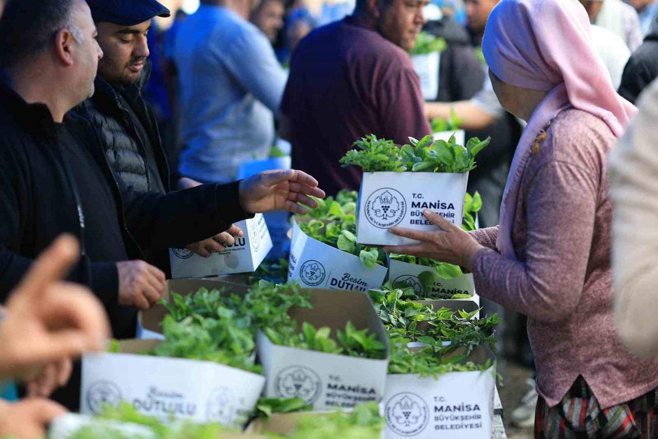 MANİSA BÜYÜKŞEHİR BELEDİYESİ İLE ALAŞEHİR BELEDİYESİ İŞ BİRLİĞİNDE YÜRÜTÜLEN PROJE KAPSAMINDA 10...