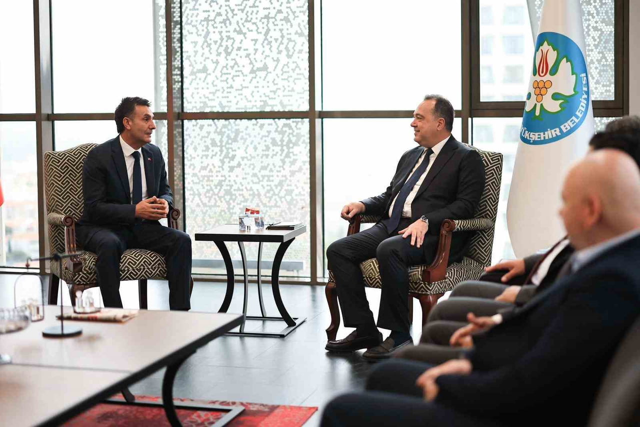 MANİSA BÜYÜKŞEHİR BELEDİYESİ İŞTİRAKLERİ MANULAŞ VE SPİLAŞ BÜNYESİNDE GÖREV YAPAN ÇALIŞANLARI...