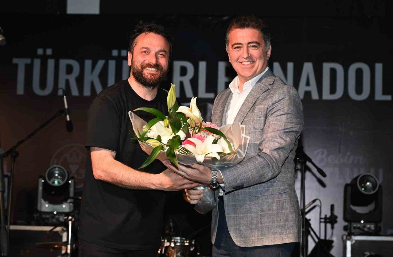MANİSA BÜYÜKŞEHİR BELEDİYESİ’NİN KÜLTÜR VE SANAT ETKİNLİKLERİ KAPSAMINDA DÜZENLEDİĞİ "TÜRKÜLER İLE...