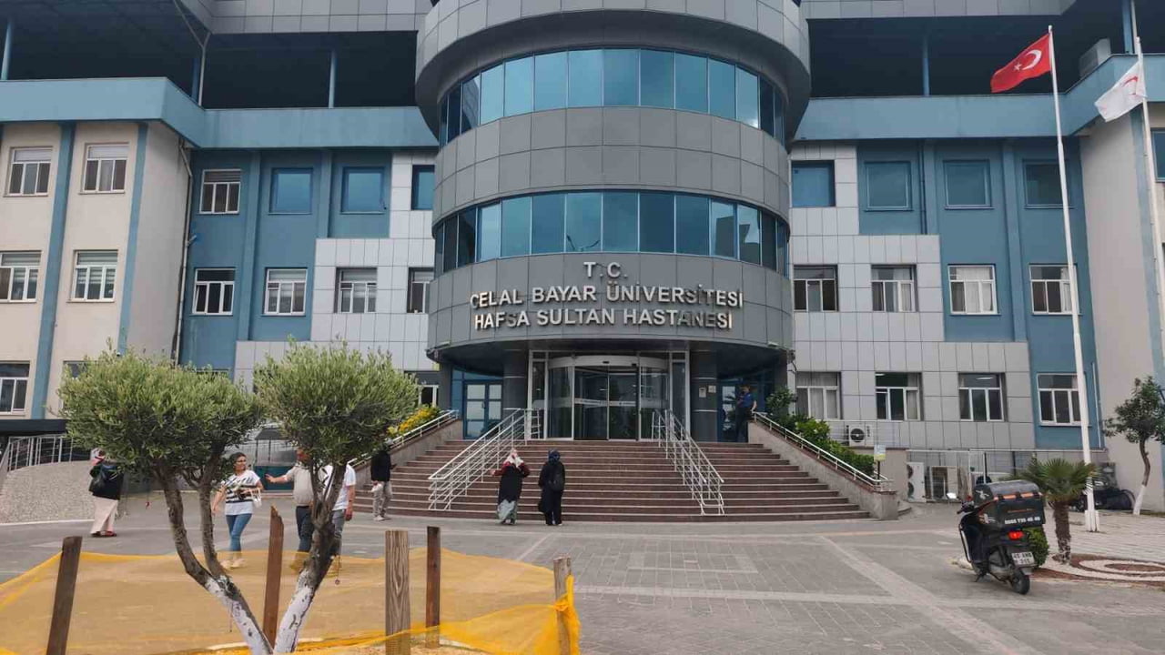 MANİSA CELAL BAYAR ÜNİVERSİTESİ (MCBÜ)  HAFSA SULTAN HASTANESİ DİYETİSYEN HALE ASLANTAŞ, KURBAN...