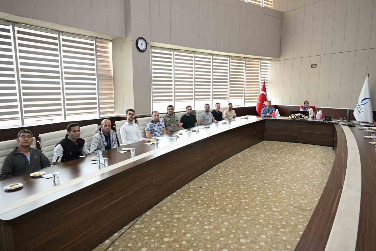 MANİSA CELAL BAYAR ÜNİVERSİTESİ REKTÖRÜ PROF. DR. RANA KİBAR, ENGELLİLER HAFTASI KAPSAMINDA...