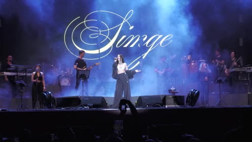 Manisa Gençlik Festivalinde Simge sahne aldı