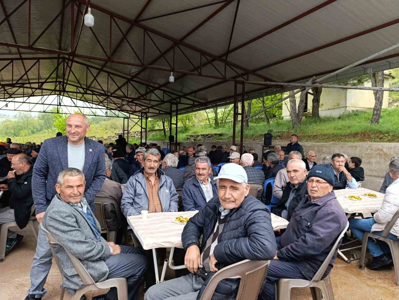 MANİSA’NIN GÖRDES İLÇESİNE BAĞLI FUNDACIK MAHALLESİ’NDE DÜZENLENEN GELENEKSEL KÖY HAYRI, ÇEVRE İL...