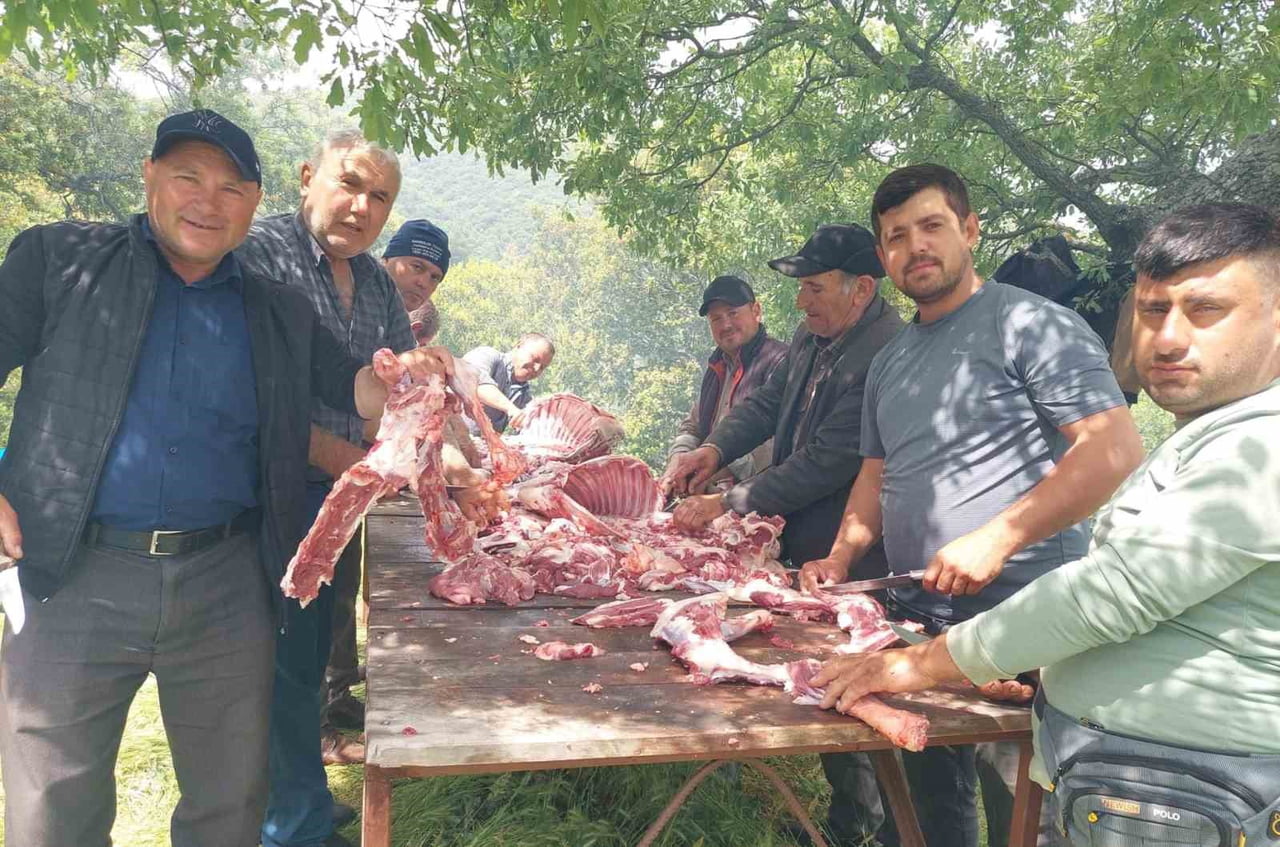 MANİSA’NIN SARIGÖL İLÇESİNE BAĞLI DİNDARLI MAHALLESİ’NDE YAKLAŞIK İKİ ASIRDIR SÜRDÜRÜLEN...