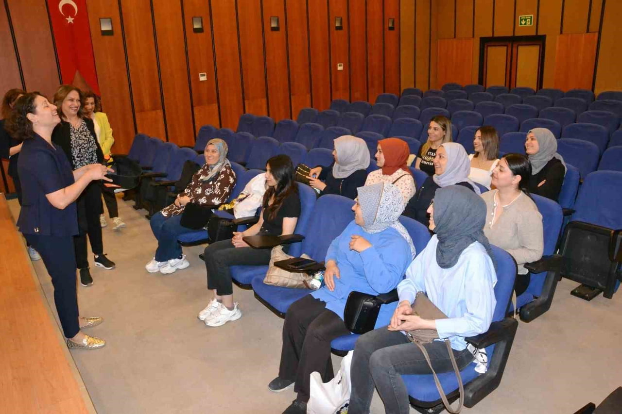 MANİSA TİCARET VE SANAYİ ODASI, TOBB MANİSA KADIN GİRİŞİMCİLER KURULU İLE ELGİNKAN VAKFI İŞ...